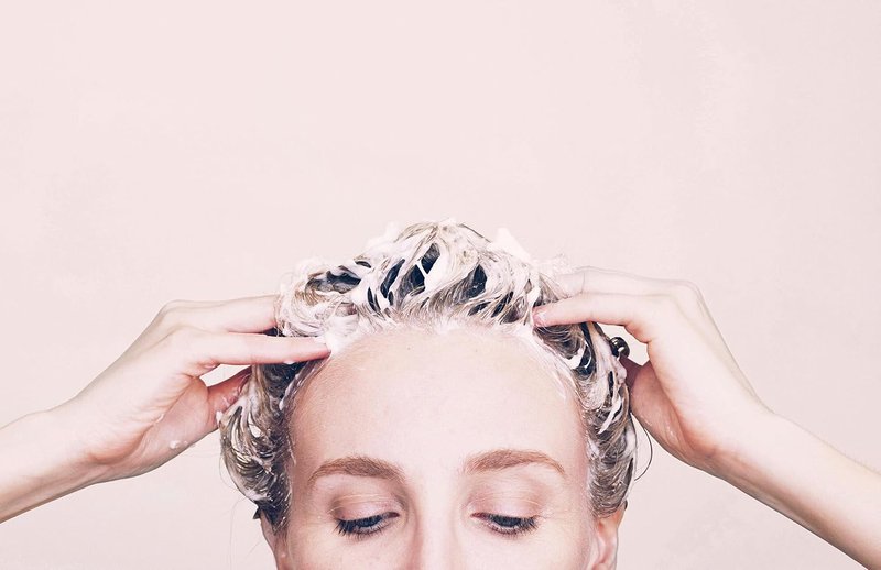 Kristin Ess Deep Clean Clarifying Shampoo - Detox Treatment for Oily Hair | Sulfate-Free, Vegan, Ideal for Thick, Curly Hair