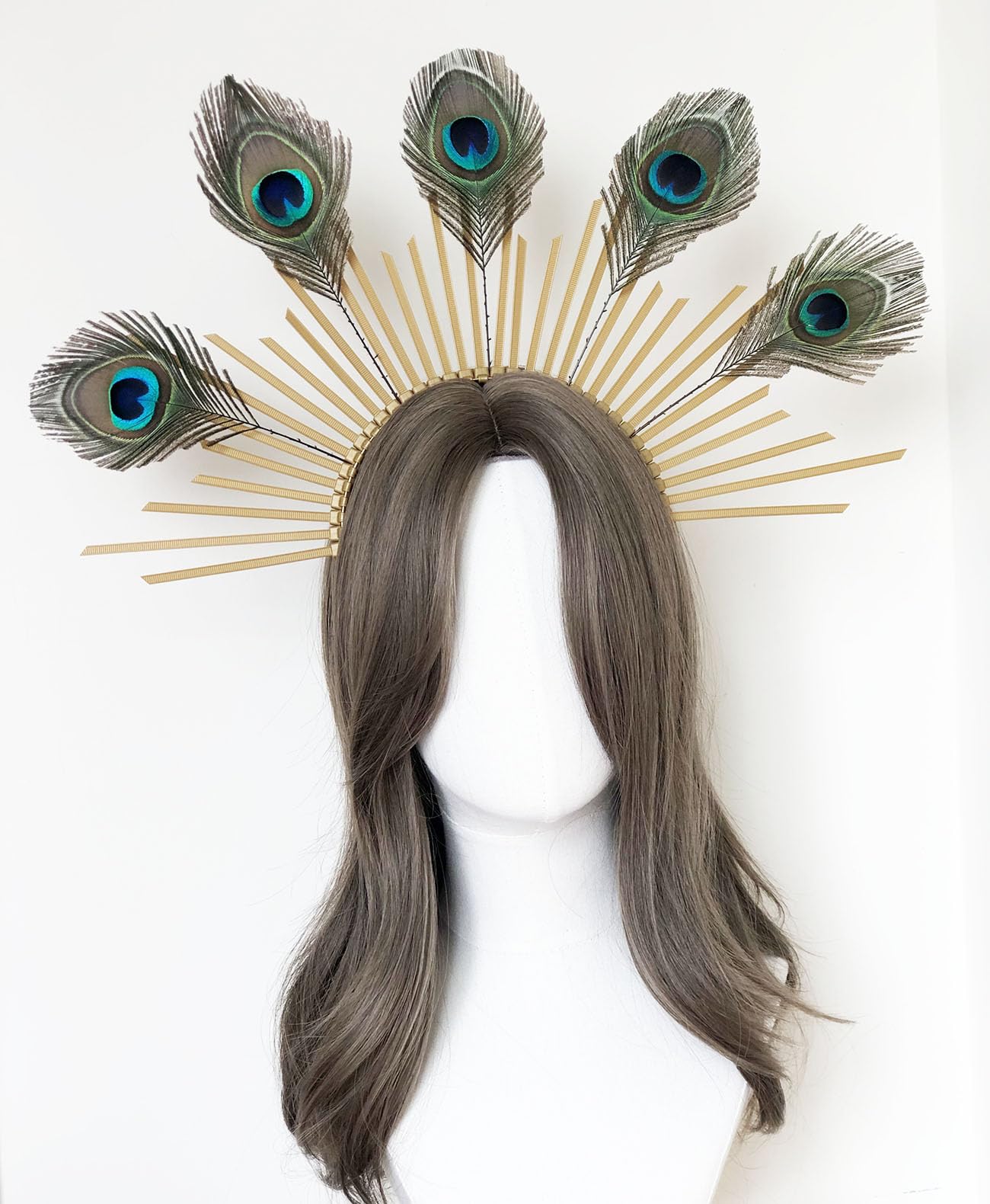 TCOMVEZ Peacock Feather Gold Halo Crown Sun Headband with Earrings Halloween Cosplay Festival Bridal Wedding Maternity Photoshoot Goddess Headpiece