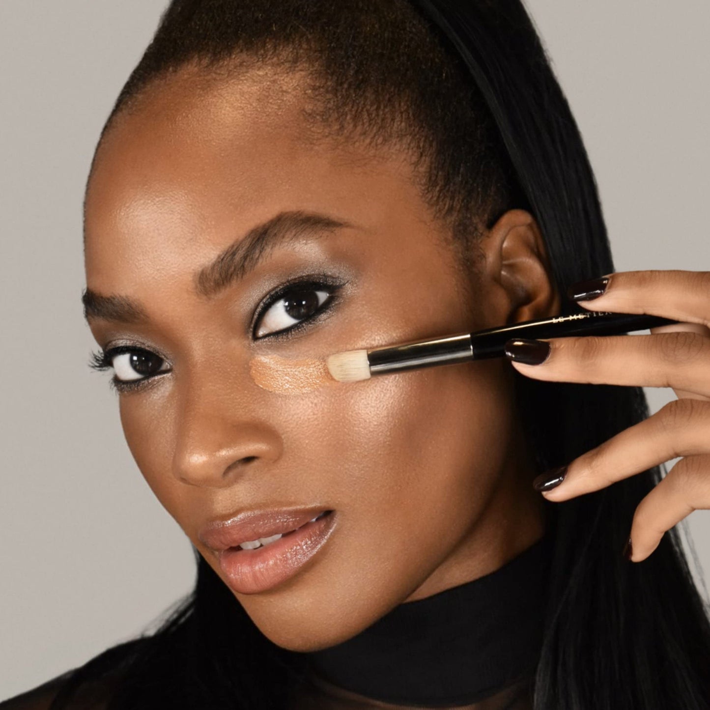 MĒTIER Luxury Concealer Brush for Seamless Blending, Vegan Fibers