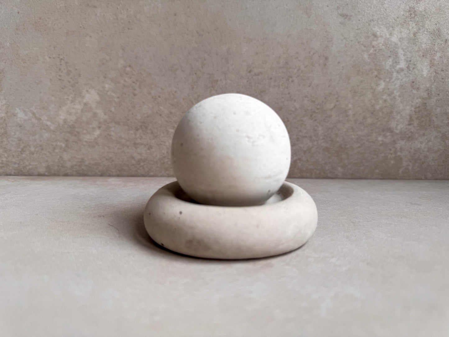 Concrete Essential Oil Diffuser, Aromatherapy Sphere, Passive Dome Diffuser, Cement Decor, Fragrance Air Freshener, Cement Diffuser Stone, Ball Ornament, Non-Electric Diffusing Stone