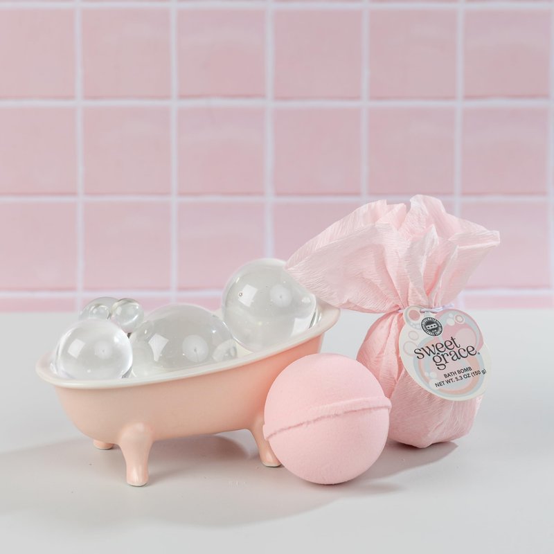 Bridgewater Candle Luxury Foaming Fizzing Pink Scented Bath Bomb 4 Pack-Sweet Grace