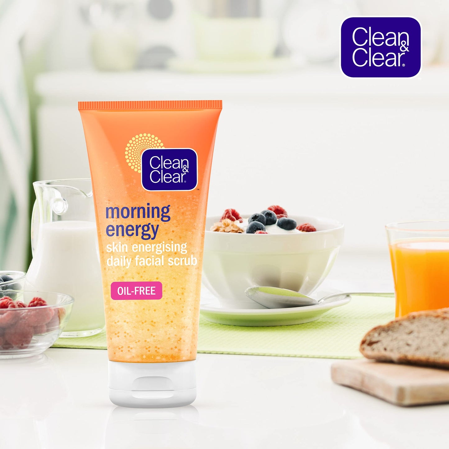 Clean & Clear Morning Energy Skin Energising Daily Facial Scrub 150 ml