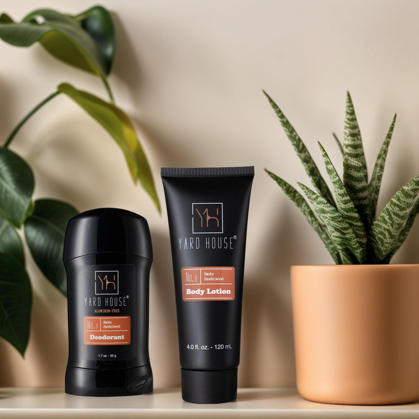 Yard House Men’s Bath Gift Set – Smoky Sandalwood | 4-Piece Grooming Kit with Body Wash, Body Lotion & Deodorant in Travel Toolbox Case – Perfect for Father’s Day, Christmas, Birthdays & Holidays