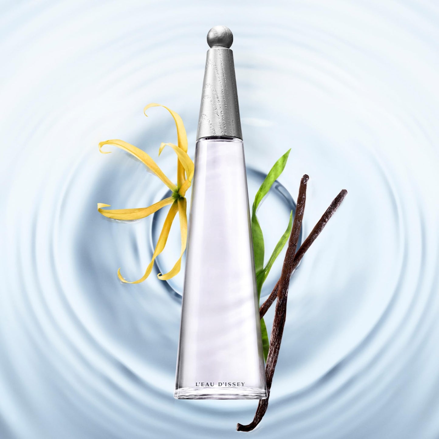 Issey Miyake L'Eau d'Issey Eau de Parfum Intense - Women's Fragrance - Intense Floral Aquatic - Notes of Posidonia Accord, Ylang-Ylang, and Vanilla