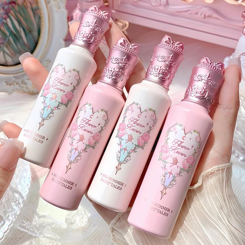 Flower Knows Midsummer Fairytales Liquid Highlighter&Eyeshadow(Multichrome),Highlighter Makeup,Pearlescent Face&Eye Illuminator,Blendable & Long-lasting Highlighter for All Skin Tone(04 Fairy Whisper)