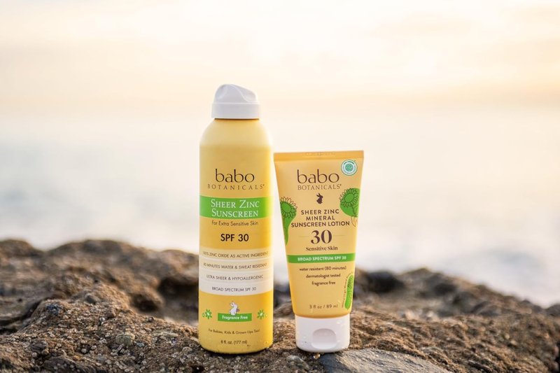 Babo Botanicals Sheer Zinc Mineral Sunscreen SPF 30 - Natural Zinc Oxide, Fragrance-Free, Water Resistant | 3 Fl. Oz.