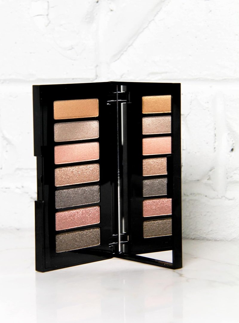 Butter LONDON Glazen Smooth Silk Shadow Palette - Vibrant Eyeshadow Colors for Stunning Looks