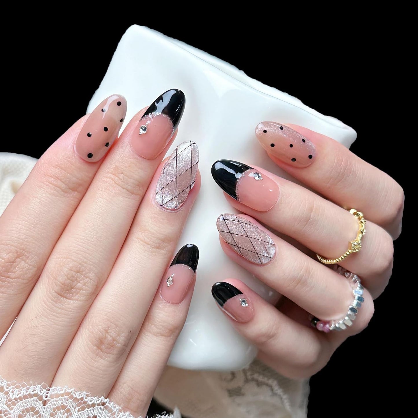 3D Sea Shell Press-On Nails - Handmade Medium Almond Beach Nail Art with Butterflies (L Size)