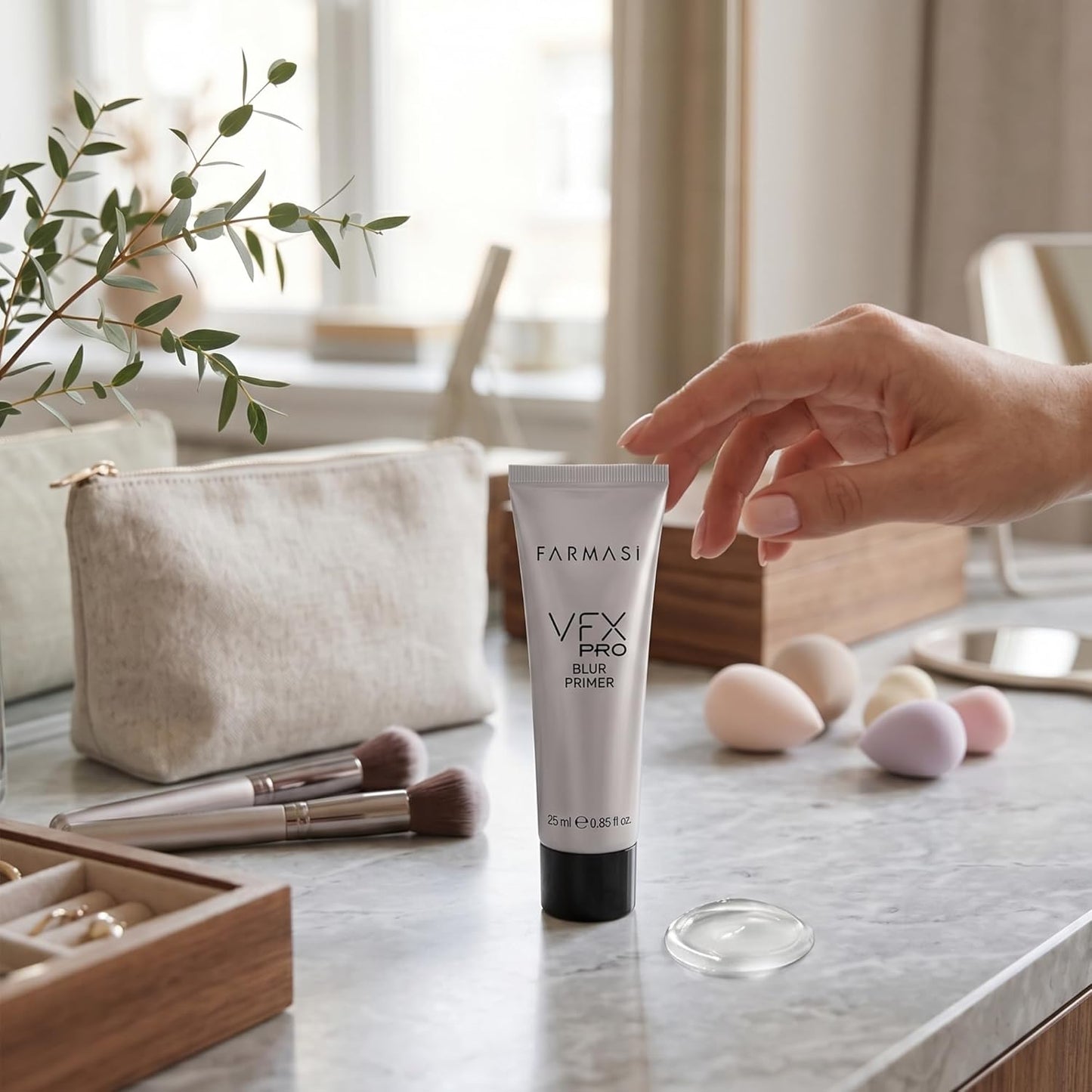 FARMASi VFX Pro Blur Makeup Primer - Smoothing Oil-Free Face Base for Pores & Fine Lines | 0.85 fl oz