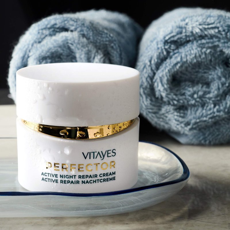 VITAYES Moisturizing Night Cream for Face with Vitamin C for Dark Spots, Fine Lines, Wrinkles, Even Tone and Acne Scar Removal, Hydrating & Brightening Skin for Women and Men
