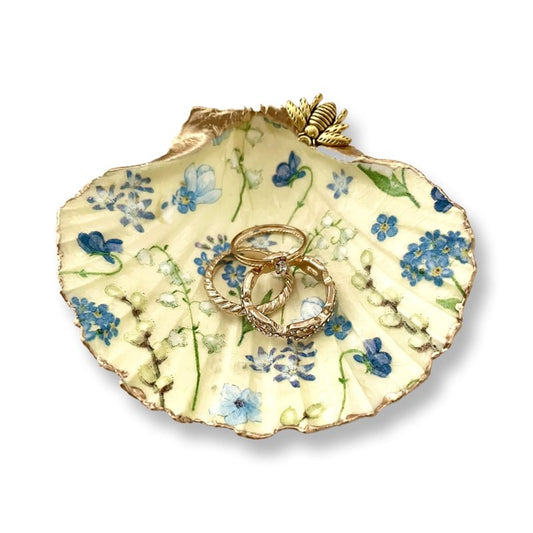 Soft Yellow Wildflowers Trinket Room Decor, Gifts for Mom, Women, Jewelry Tray, Candle-Holder gifts for Birthday Weddings Engagement Anneversary Bridal Shower Valentines Organic Gift for Best Mom