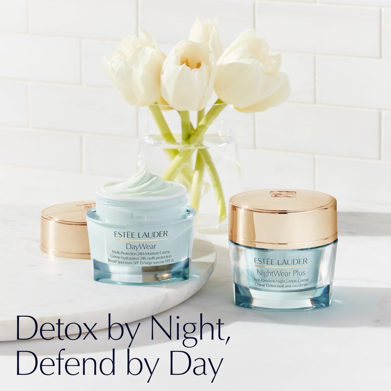 Estée Lauder DayWear Multi-Protection Anti-Oxidant 24H-Moisture Cream SPF 15 | Anti-Aging Moisturizer | Face Moisturizer for Normal/Combination Skin, 1 Ounce