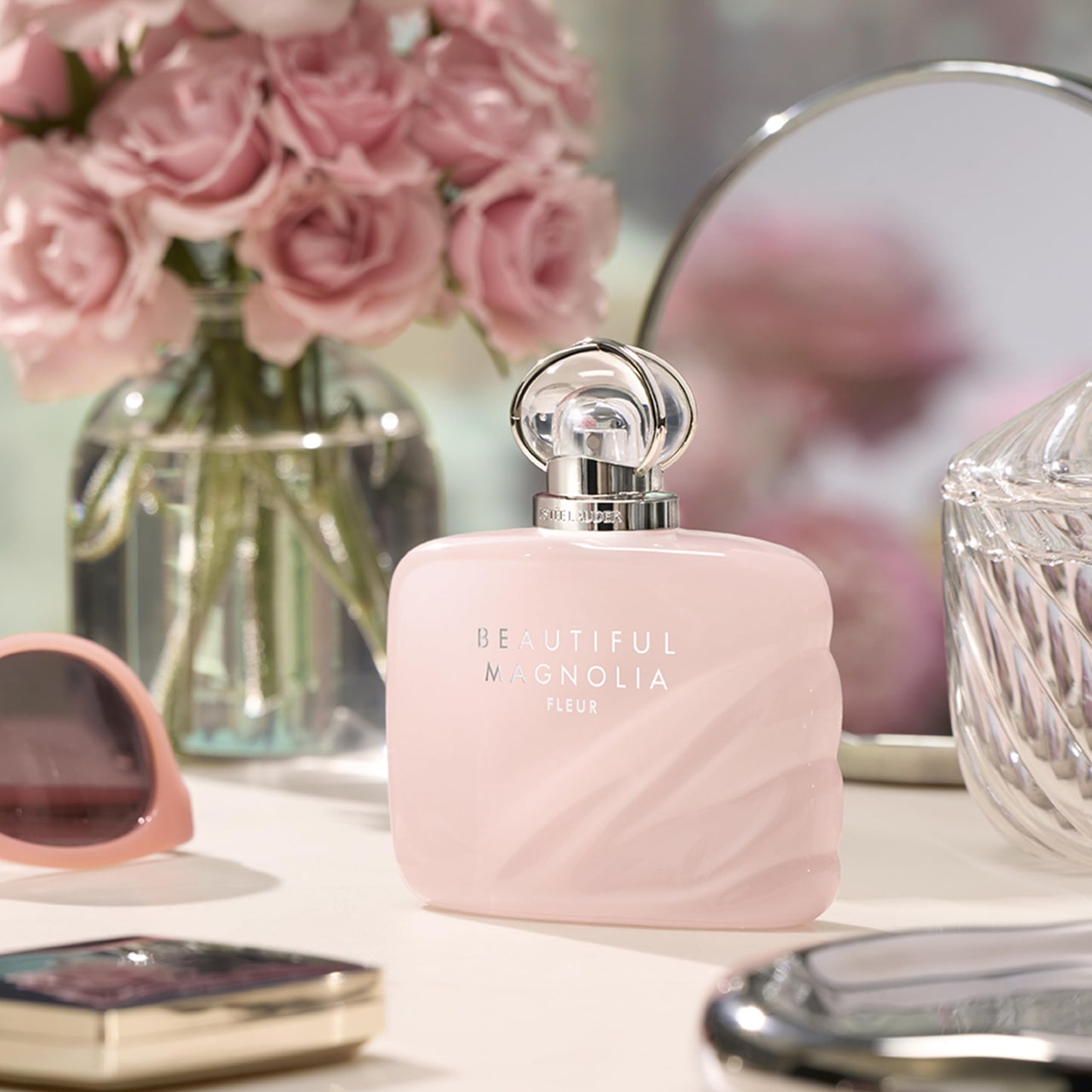 Estée Lauder Beautiful Magnolia Fleur Eau de Parfum Spray with Notes of Lush Magnolia, Solar Gardenia Accord & Serene Cedarwood | Perfumes for Women, 1.7 Fl Oz