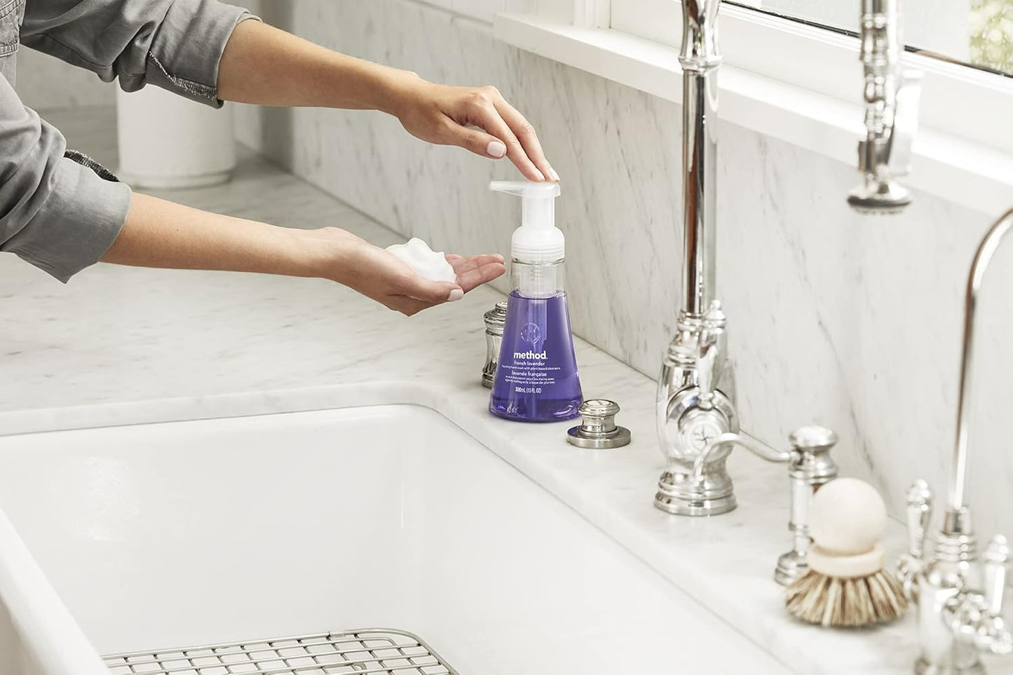 Coconut Water Foaming Hand Soap - Method | 10 Fl Oz | Pack of 6