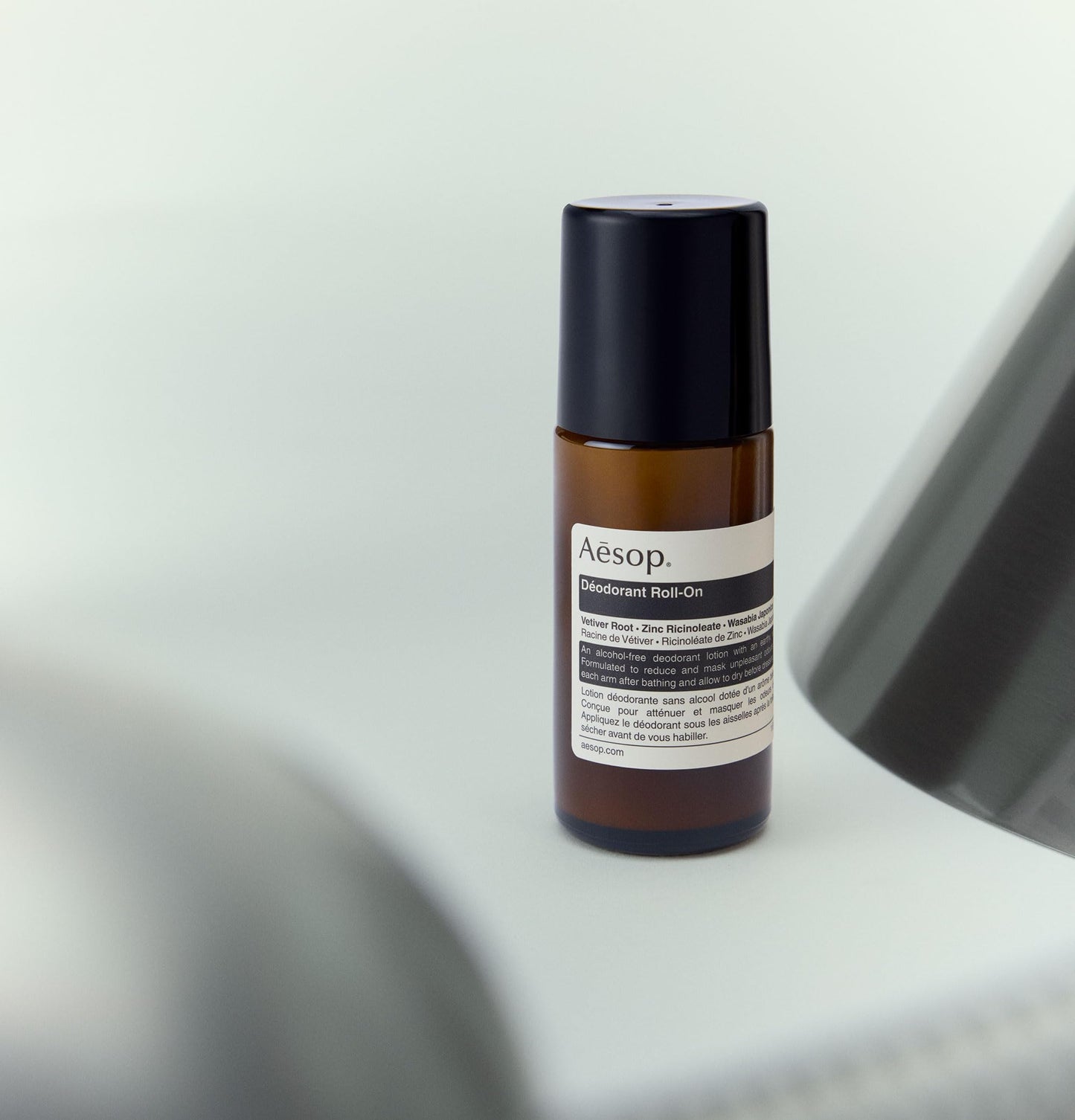 Aesop Aluminum Free Roll On Deodorant for Women & Men | Vetiver, Zinc, and Tea Tree to Reduce Odor and Bacteria | Alcohol-Free Formula for Sensitive Skin | Woody & Earthy | 1.6 oz