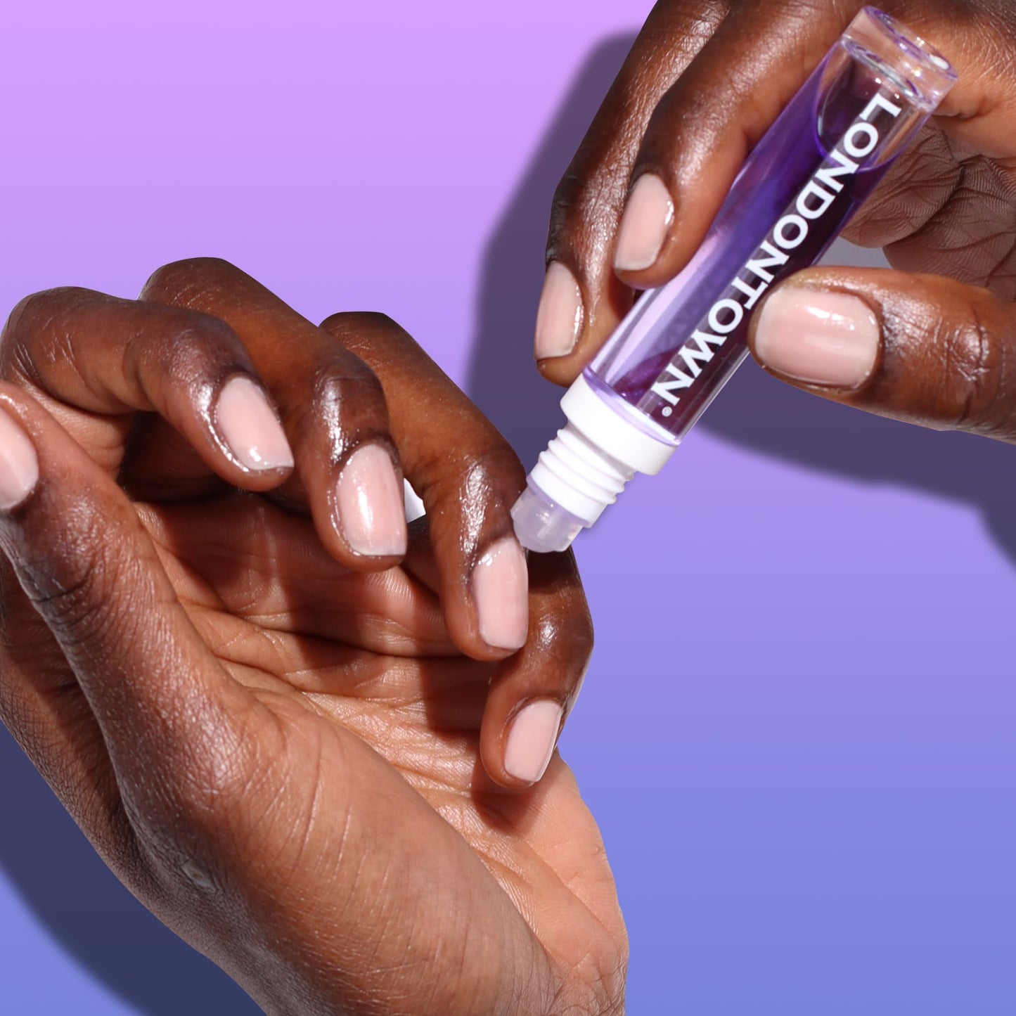 LONDONTOWN Roll & Glow Cuticle Oil Pen, Lavender 0.2 Fl oz