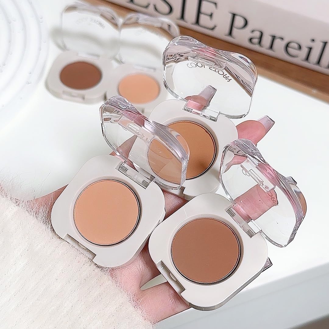 Nude Whisper Single Eyeshadow for Mature Skin - Soft Matte Beige, Ultra-Pigmented & Blendable Cream for Everyday Makeup