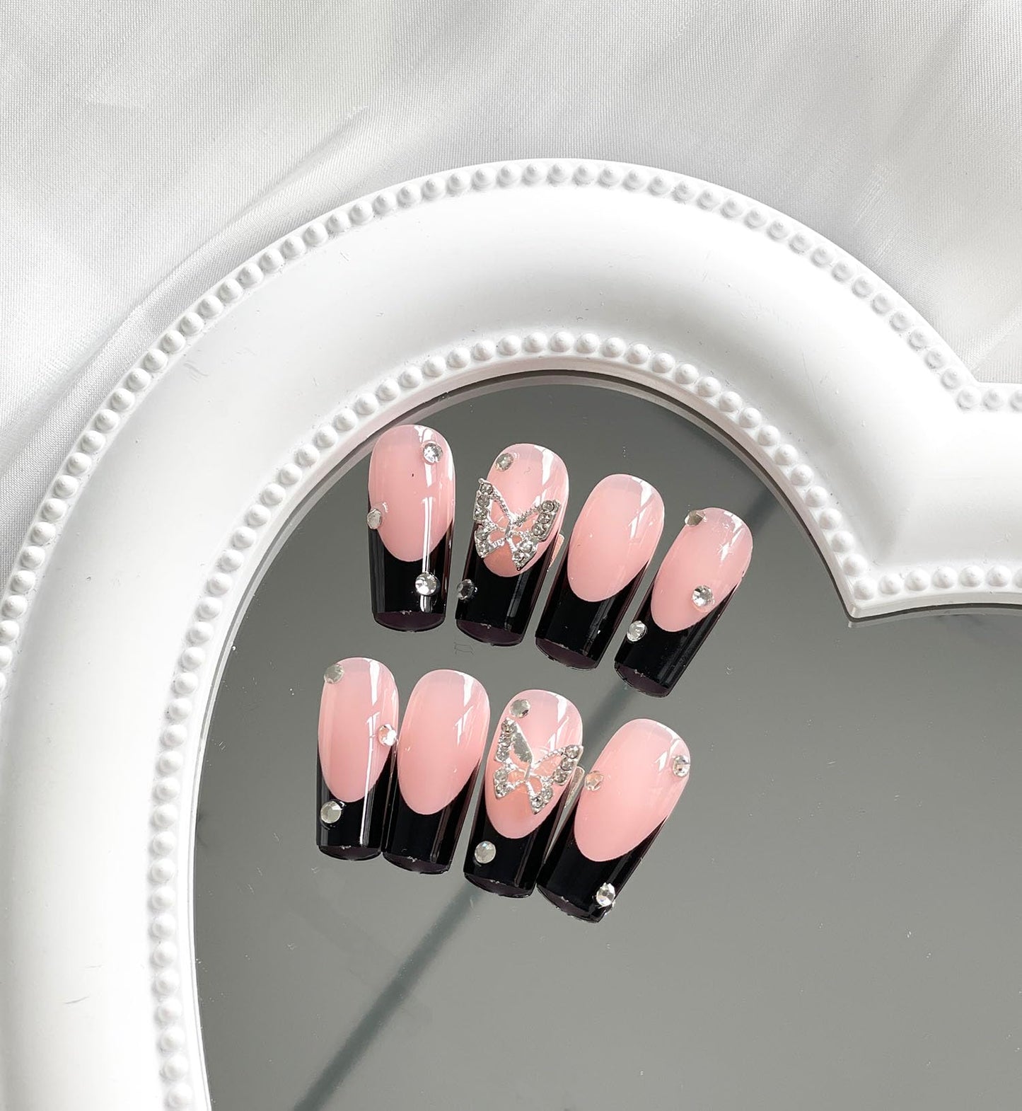 MABKJLF White French Tip Fake Nails - Square, Glossy Acrylic Nails with Butterfly Rhinestones Designs - 24 Pcs