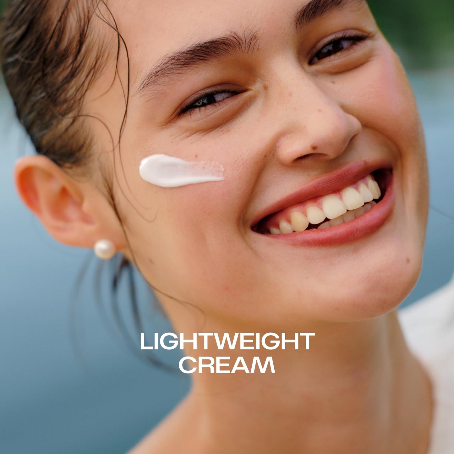 Lumene Nordic Hydra [LÄHDE] Intense Hydration Moisturizer | With Triple Hyaluronic Acid to Hydrate Dry Skin | Lightweight and Non-Greasy | Plumping Face Cream for All Skin Types | Vegan | 50 ml