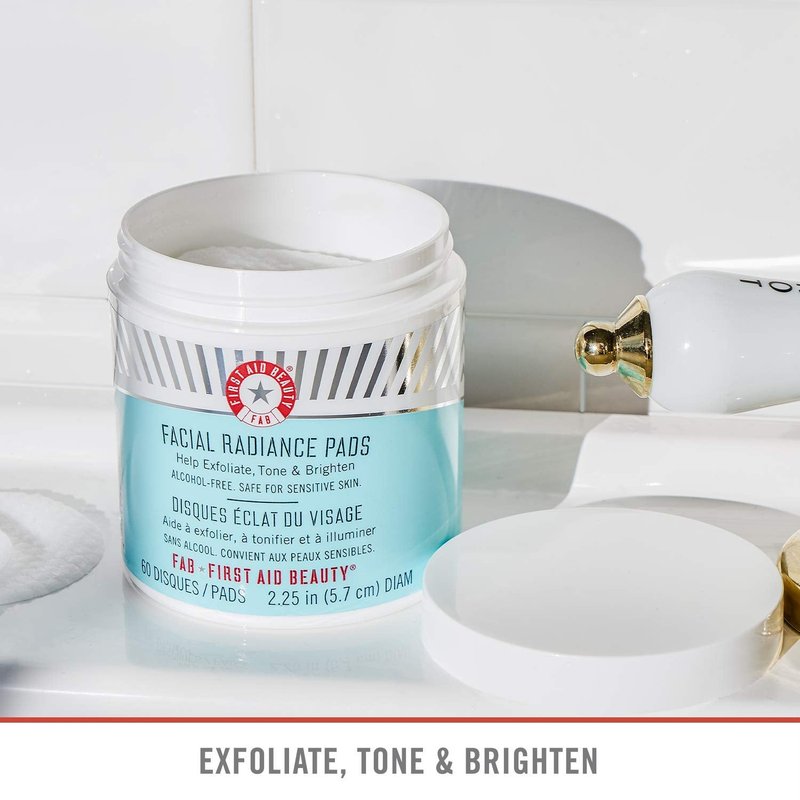 Facial Radiance Pads by First Aid Beauty - Exfoliating & Brightening | 60 Pads
