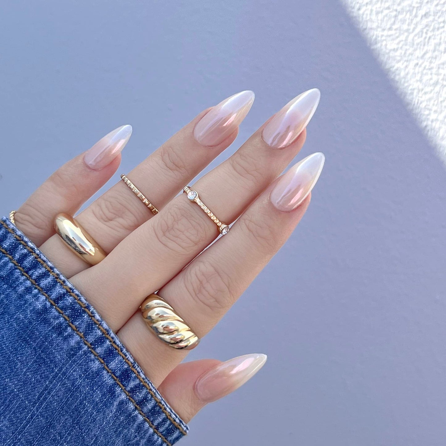 Daily Charme Magic White Nail Chrome Powder (White) 1g, Pearlescent Nail Chrome Powder, Glazed Donut, Nail Art Decoration, Home DIY/Nail Salon Manicure