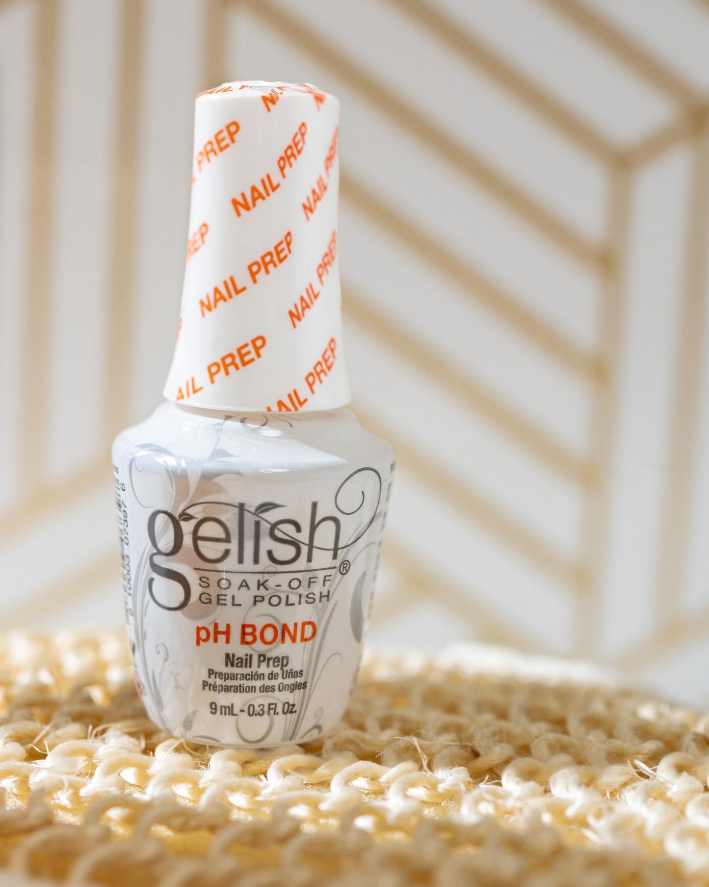 Gelish MINI pH Bond Gel Nail Polish Dehydrator & Prep Primer, 0.3 fl oz