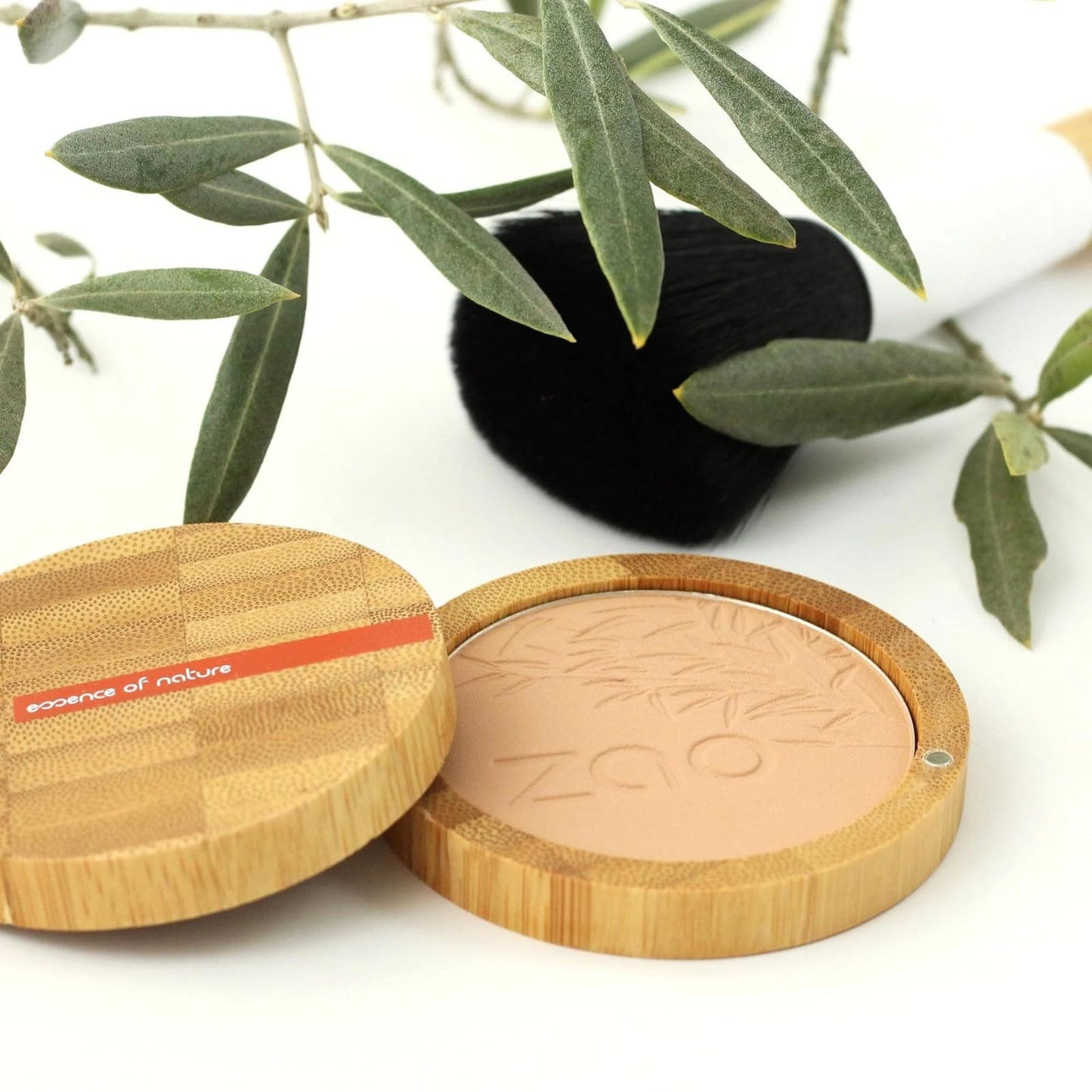 Zao Makeup Compact Pressed Powder Foundation Blendable Face Makeup Long Lasting Portable Full Coverage with Macadamia Oil & Cocoa Butter Lightweight Airbrushing for Pores & Imperfections 9g (302)