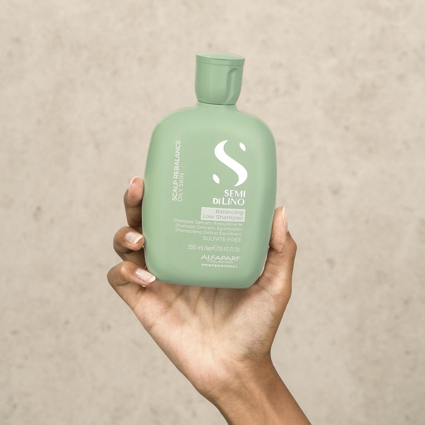 Alfaparf Milano Semi Di Lino Scalp Relief Low Shampoo for Sensitive Skin - Sulfate Free Shampoo - Soothes, Brings Comfort and Hydrates - Itch Relief - Professional Salon Quality