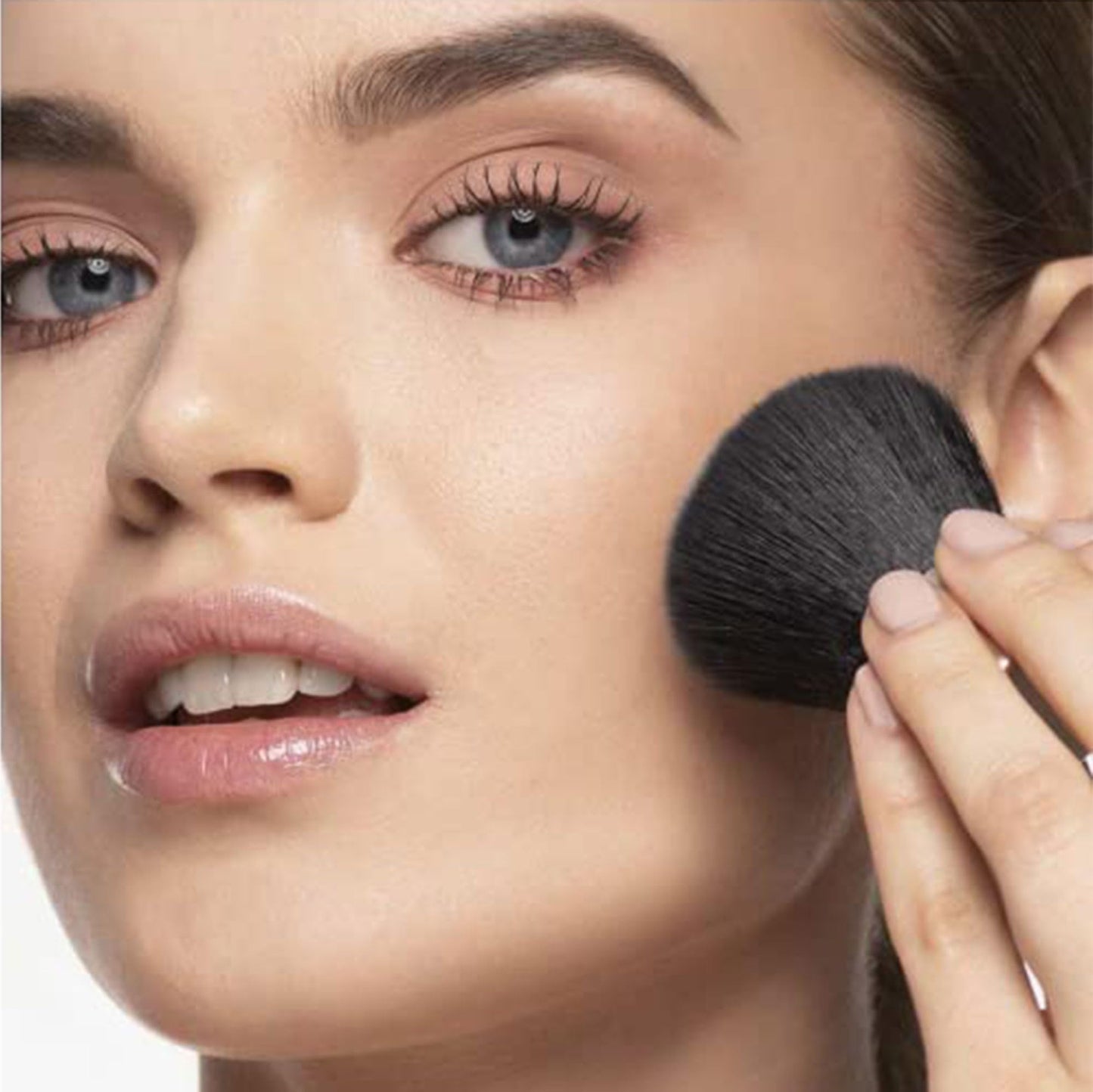 Mineral Powder Foundation