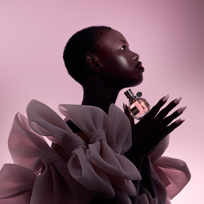 Viktor&Rolf - Flowerbomb Eau de Parfum - Women's Perfume - Floral & Woody - With Notes of Vanilla, Jasmine, & Rose - 0.34 Fl Oz - Travel Size