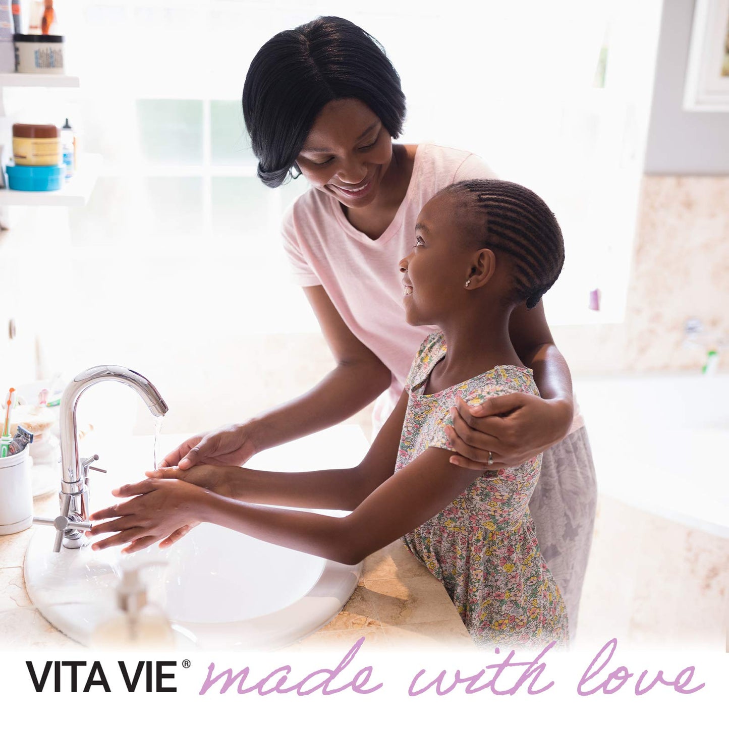 VITA VIE Body Wash, Lemon Scent, Antibacterial Soap for Hands and Forearms With Hazel, Willow Bark Extract, and Tea Tree Oil, Clean Nourishing Formula, Vegan, Paraben Free, Non GMO, 12 FL Oz, 2 Pack