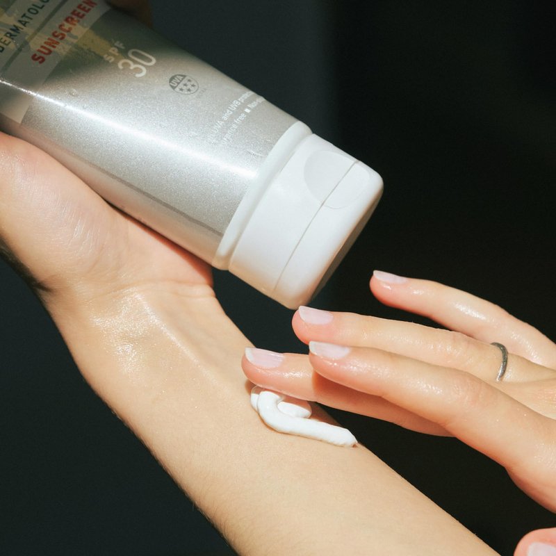 Altruist. Dermatologist Sunscreen. Broad Spectrum SPF 30 & high UVA Protection 200 ml - Pack of 2