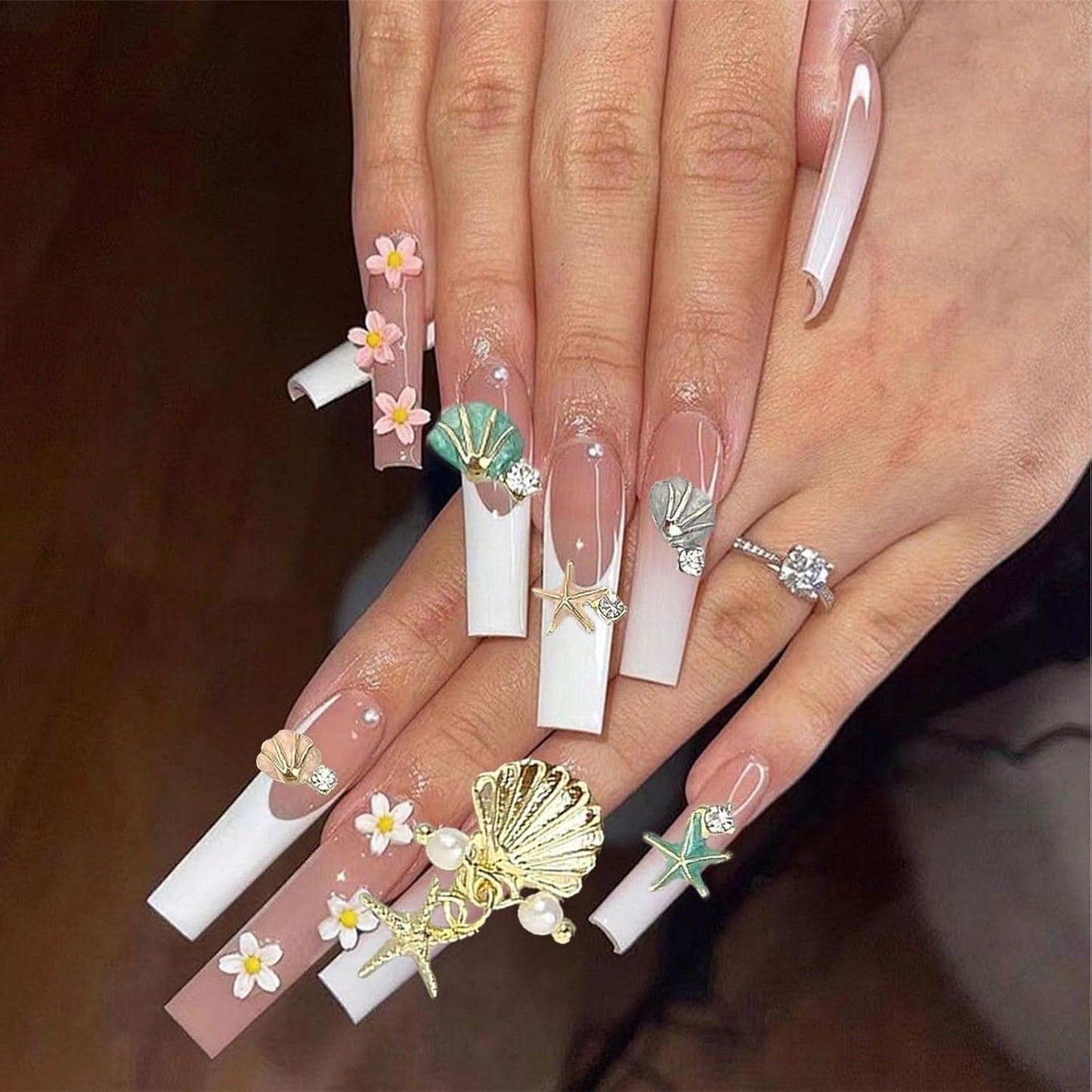 3D Summer Beach Nail Charms - 32PCS Ocean Theme Rhinestones & Shells for DIY Manicure Decor | Perfect for Nail Art Designs