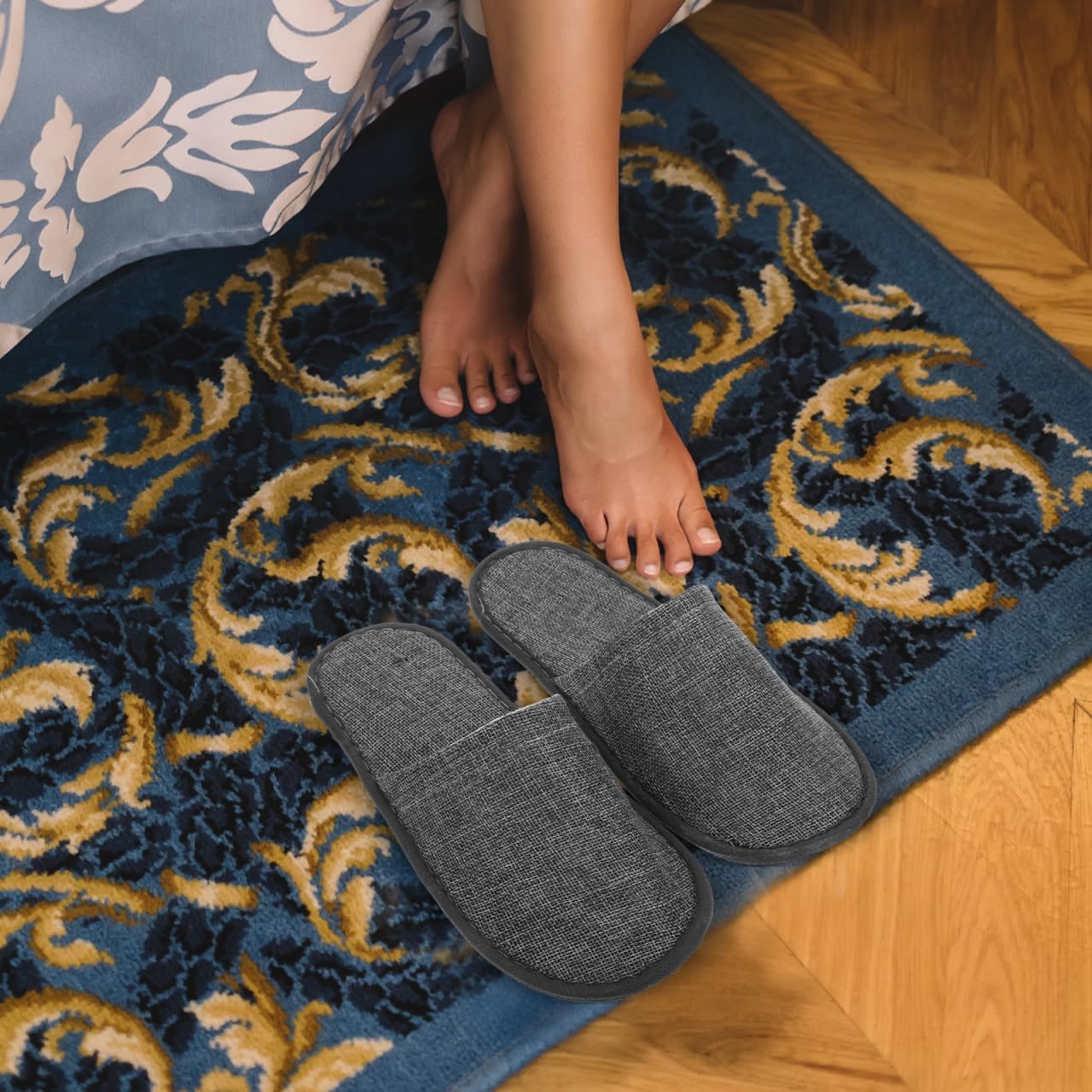 Disposable Cotton Linen Hotel Slippers Non-Slip Foldable Lightweight Guest Slippers Pack of 20 for Home Spa Travel