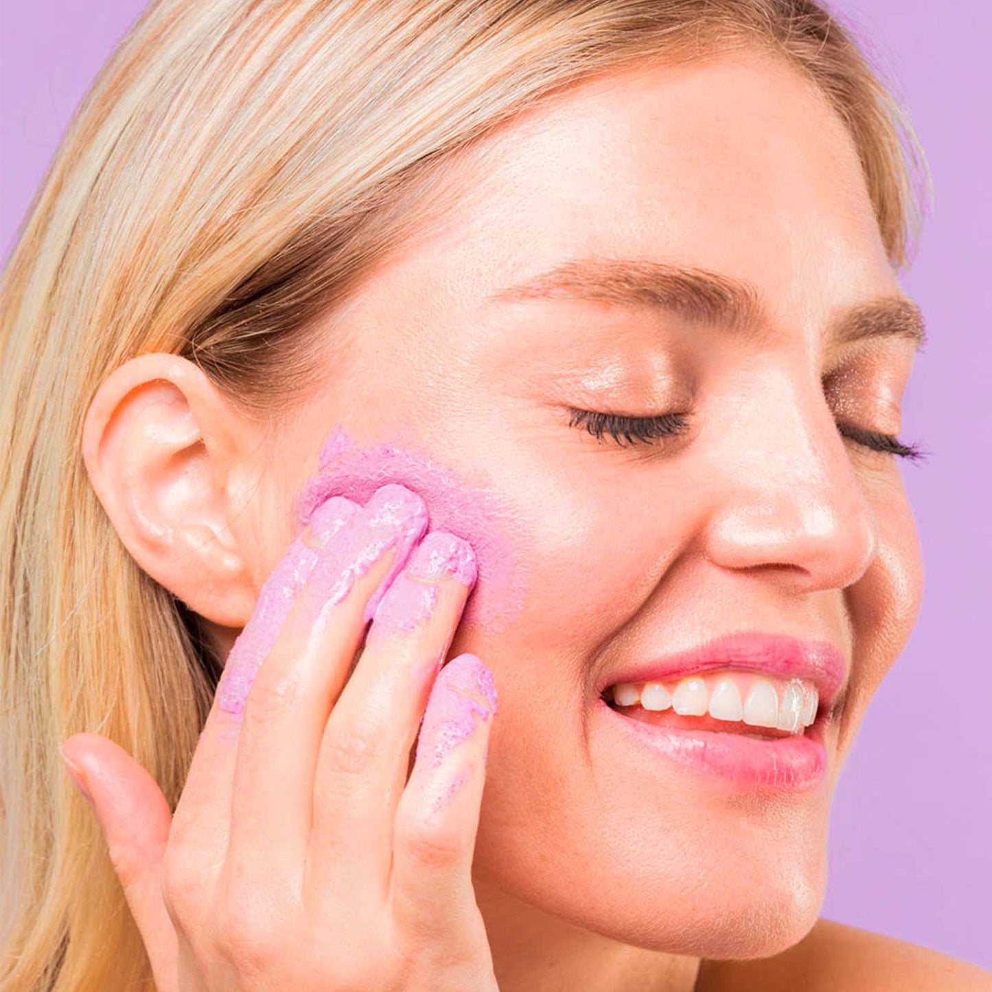 Sand & Sky Powder Exfoliator Enzyme Exfoliator Vitamin C Exfoliant - Australian Glow Berries Rice Polish Brightening Face Wash, Gentle Daily Exfoliant, Papaya Enzymes, Resveratrol