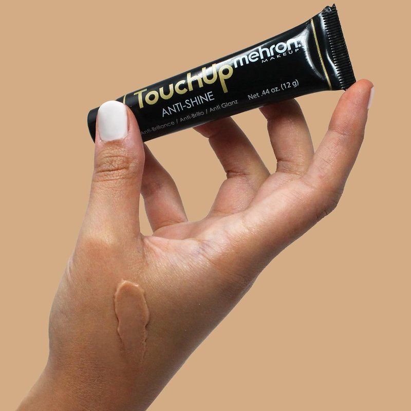 Mehron Makeup TouchUp Anti-Shine Gel - Matte Primer for Flawless Face Finish | Medium Tint