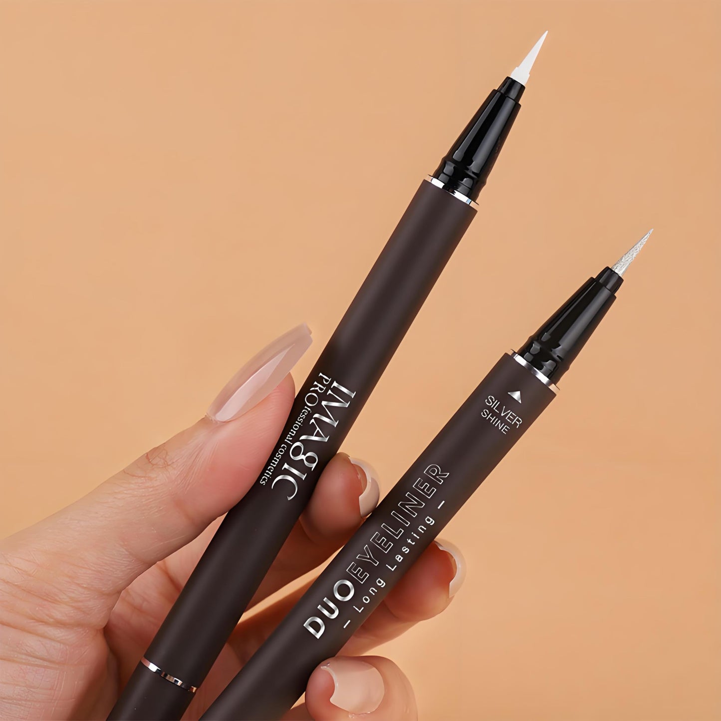 Wismee Double Head Eyeliner Pen, Waterproof Liquid Eyeliner, Long-Lasting, High-Pigmented Liner, Vegan & Cruelty-Free, White & Silver