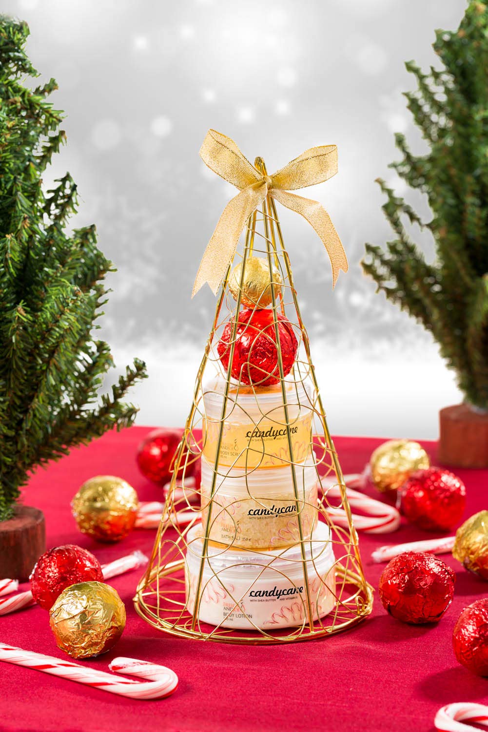 Spa Bath & Body Gift Set C&y Cane Peppermint Fragrance Gold Tree Display Includes 2 Bath Bombs, Body Lotion, Shower Gel, Bath Salt – Mother's Day Gift for Mom
