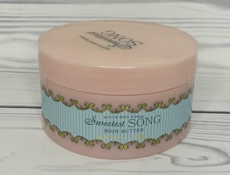 Bath and Body Works Women's Sweetest Song Whipped Body Butter