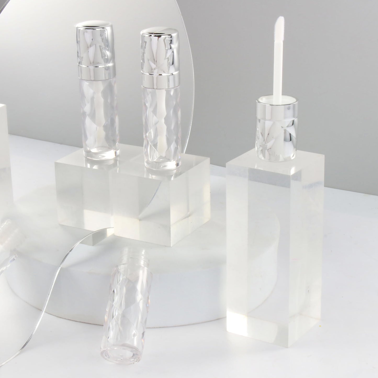 COSIDEA 16pcs Round 5ml 0.17oz silver Empty lip gloss tubes with wand prismatic Lipgloss tube containers for lip oil packing