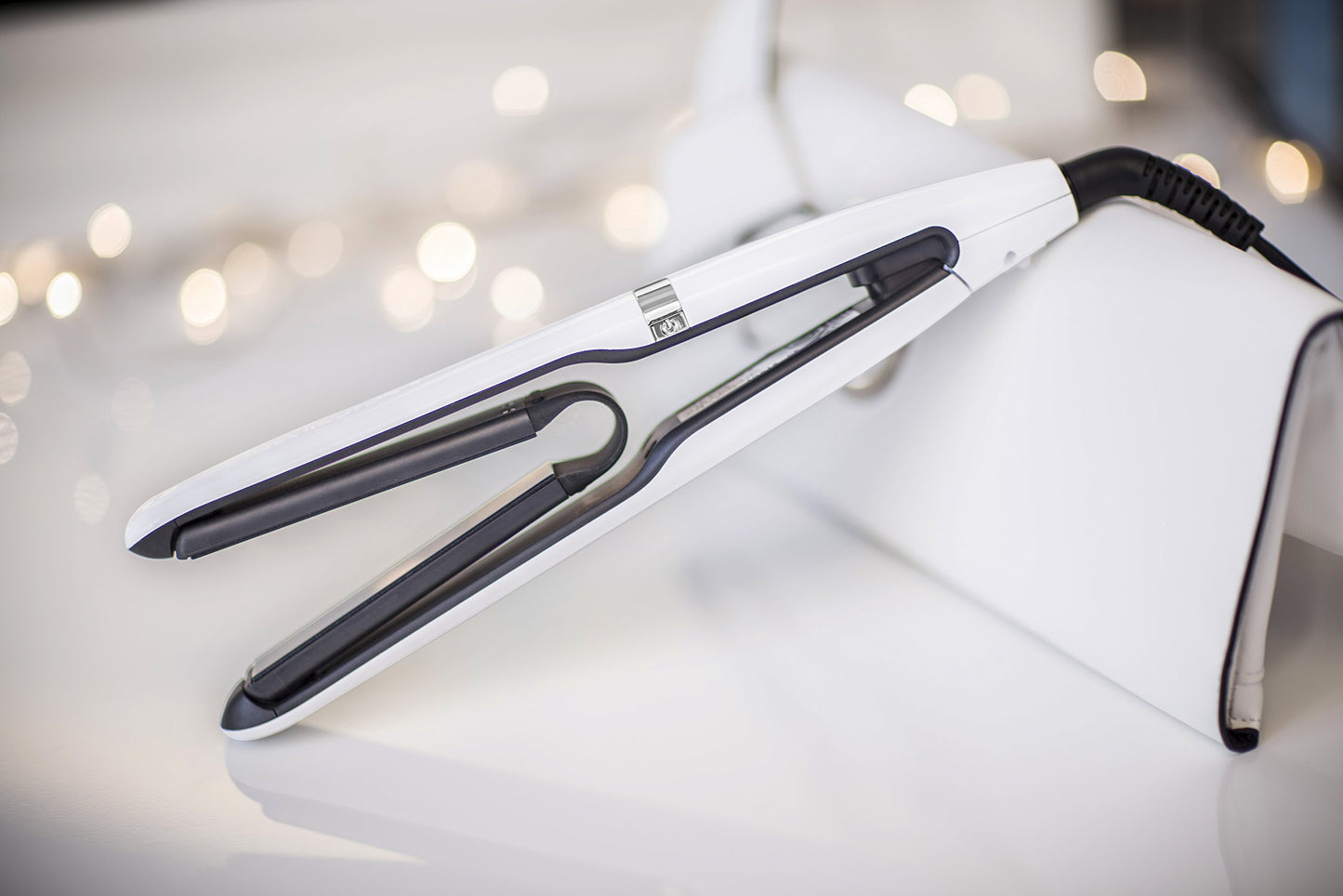 Remington 1 3/4" Flat Iron, Hair Straightener with Anti-Static Technology, 30-Second Heat Up & 60 Minute Auto Shut-Off, 30% Longer Ceramic Floating Plates, Titanium + Ceramic Coating.