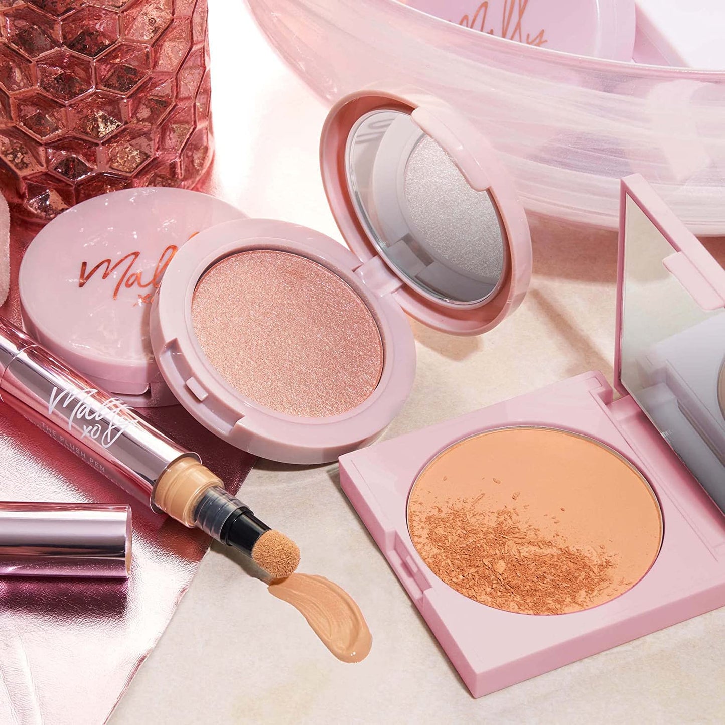 Mally Beauty - The Plush Pen Brightening Concealer Stick - Medium - Hydrating Turmeric, Vitamin E, and Hyaluronic Acid Infused Formula - Medium Buildable Coverage with a Natural, Smooth Finish
