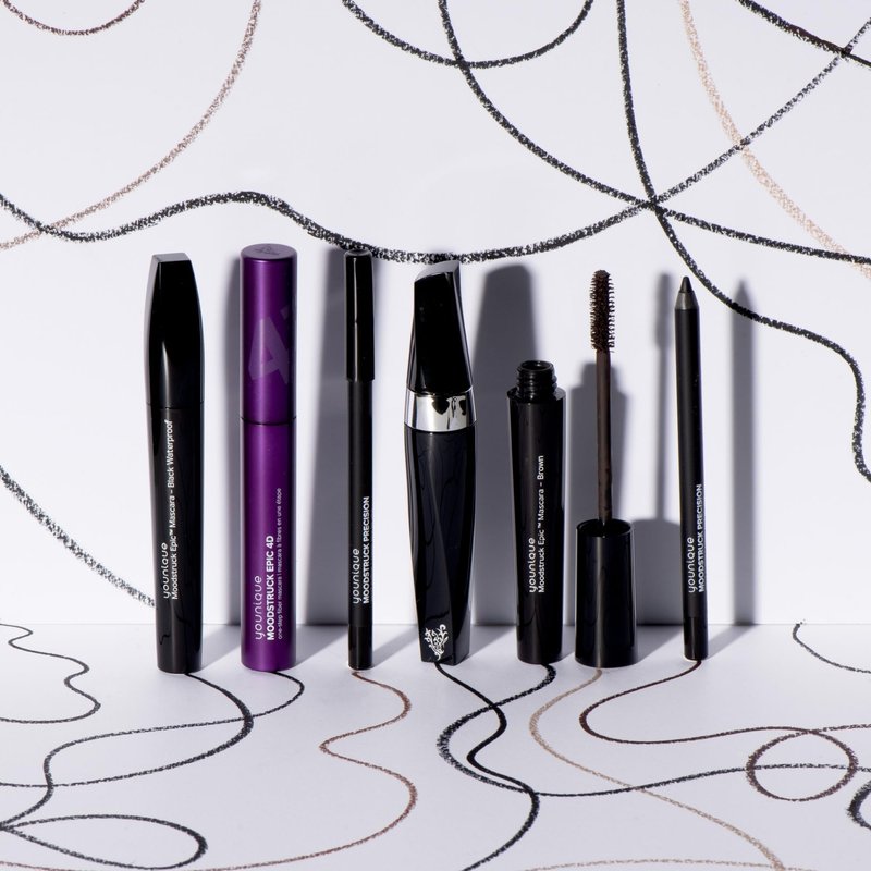 Younique MOODSTRUCK PRECISION Liquid Eyeliner - Perfect Jet Black | Smudge-proof, Water-Resistant Makeup Essential | Flawlessly Pigmented for Dramatic Winged Looks | Seamless Eyeliner Pen
