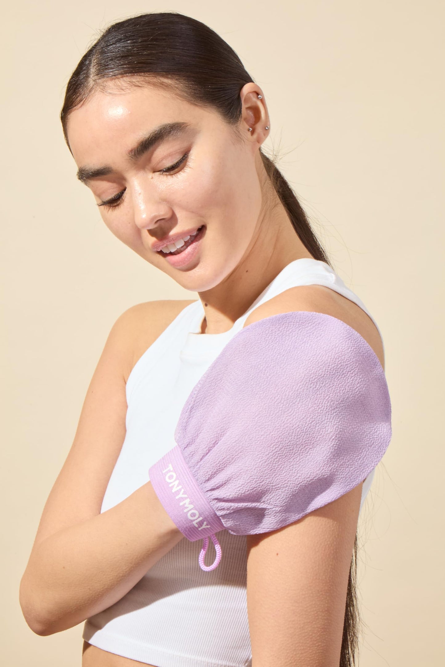 Plum Bum K-Spa Exfoliating Glove – Korean Spa-Inspired Body Scrub Mitt for Deep Exfoliation, Smooth Skin & Glow, Reusable Biodegradable Viscose, 2 Pack