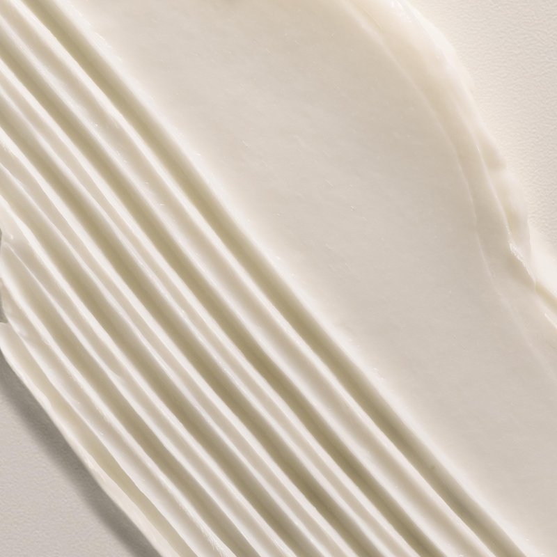 Davines LOVE Curl Conditioner, Enhancing Taming Protein-Rich Formula for Wavy and Curly Hair - Elasticizing Treatment Gives Softness & Volume with Almond Extract, Weightless Control, 8.45 Fl Oz