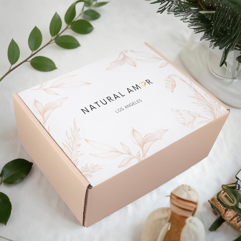 Natural Amor Spa Gifts for Women,Luxurious Rose Scent Bath gift for her, 6pc Bath & Body gift including Soap Bar, Bath Bomb, Bath Salt