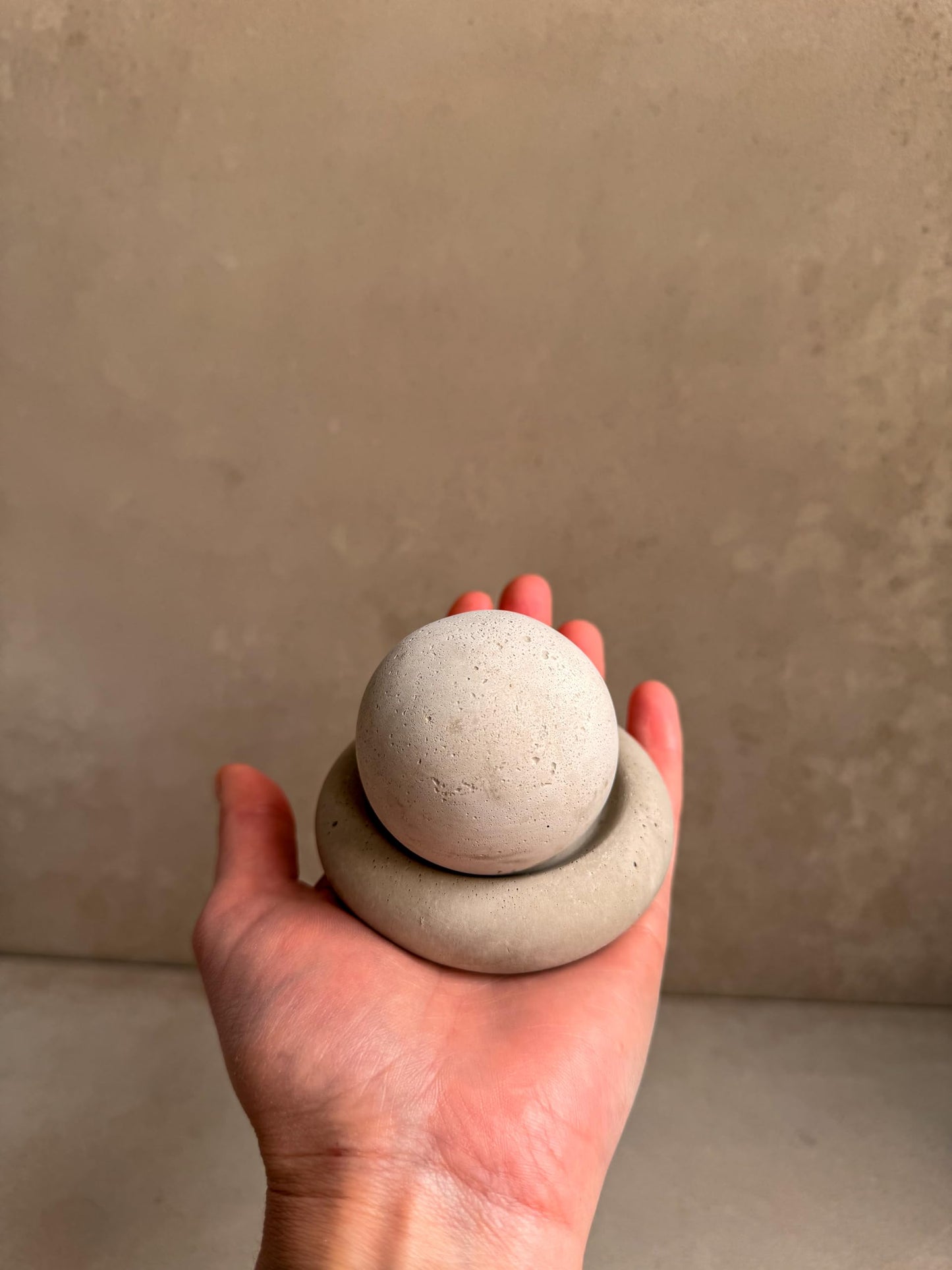 Concrete Essential Oil Diffuser, Aromatherapy Sphere, Passive Dome Diffuser, Cement Decor, Fragrance Air Freshener, Cement Diffuser Stone, Ball Ornament, Non-Electric Diffusing Stone