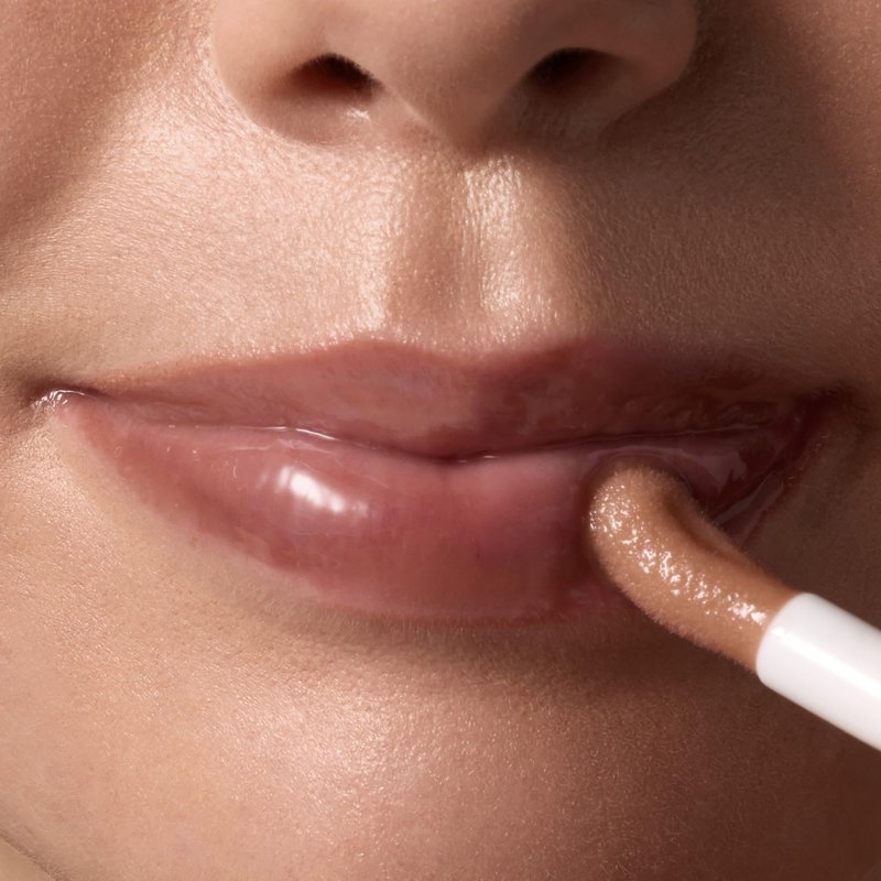 Tree Hut Cinnamon Dolce Hydrating Lip Oil, Sheer Nude Glossy Lip Oil, Non-Sticky Moisturizing Formula for Smooth, Hydrated Lips, 0.11 fl oz
