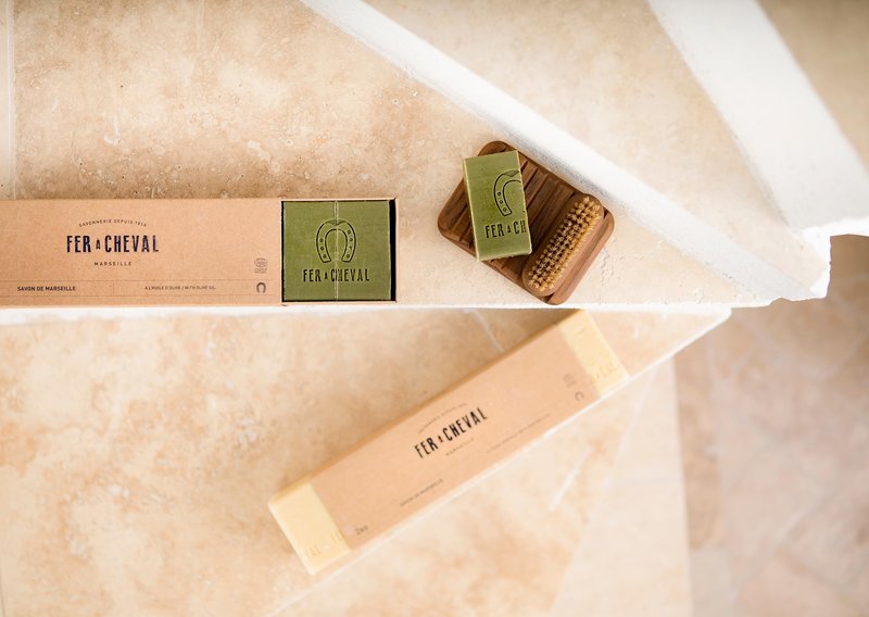 Fer à Cheval Authentic Savon De Marseille Soap Bar, Olive Bar Slices 6 pieces 1 kg/35.5 oz, Natural Plant-Based, Hypoallergenic Cubes with French Olive Oil