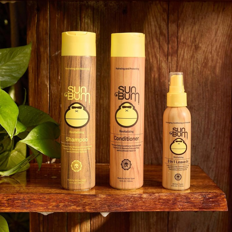 Sun Bum Revitalizing Leave-In Conditioner - Anti-Frizz Detangler with UV Protection | 4 oz, Coconut Oil & Banana Enriched